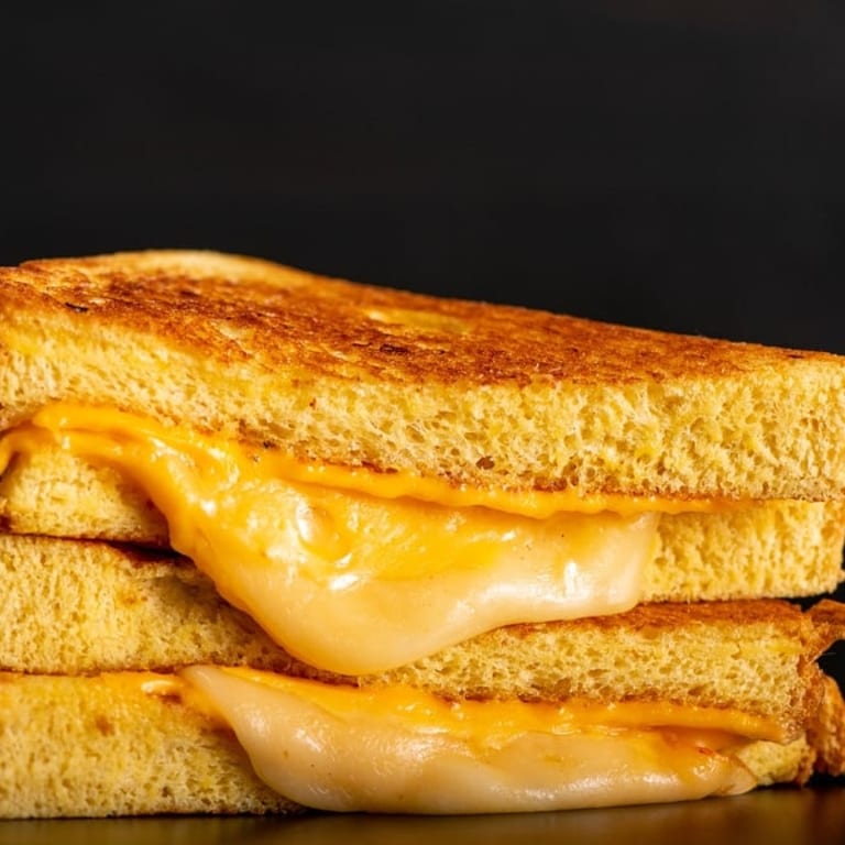 Grilled Cheese Delights: A Cheesy Classic